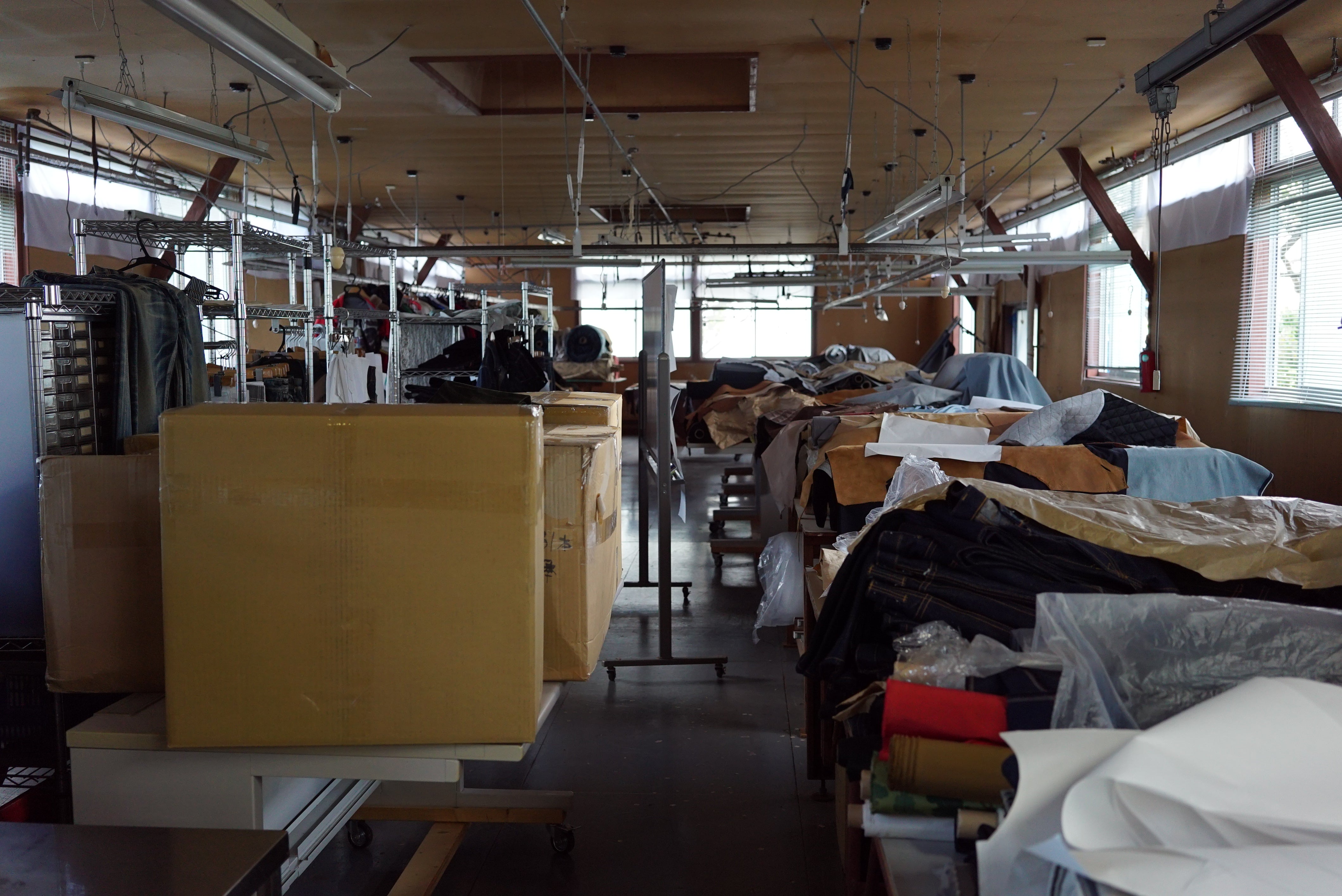 50年にわたり培ってきた縫製技術を受け継ぐ製作チーム